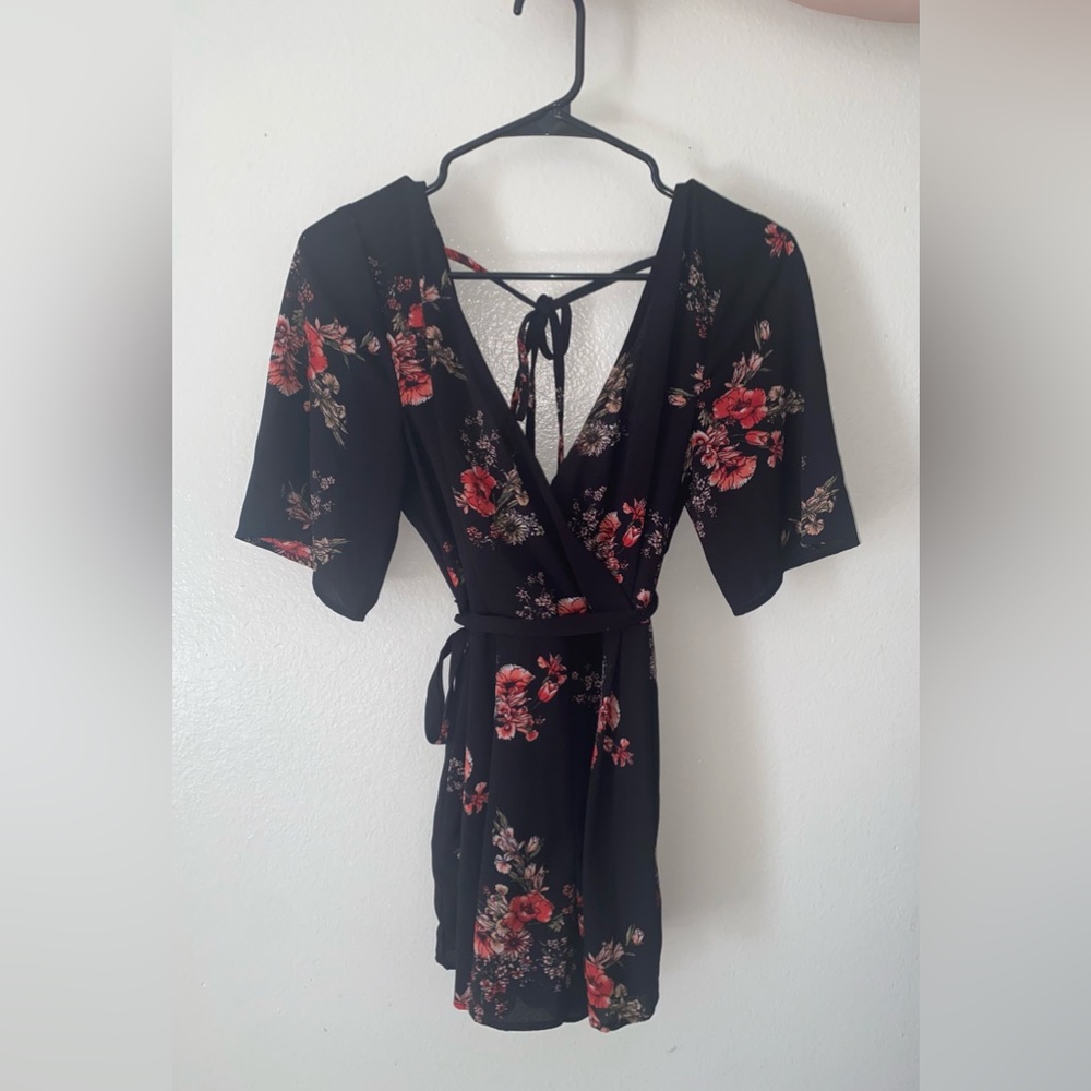 Black Floral Short Sleeve Romper